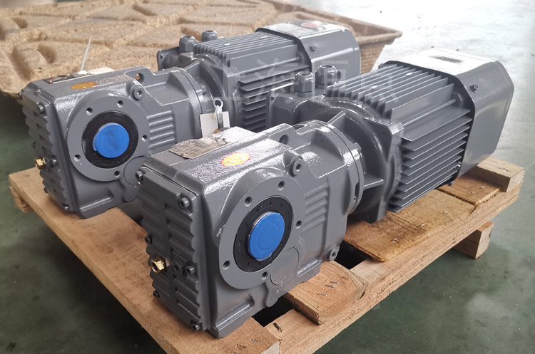 KA37系列減速機通孔輸出，配電機實物圖