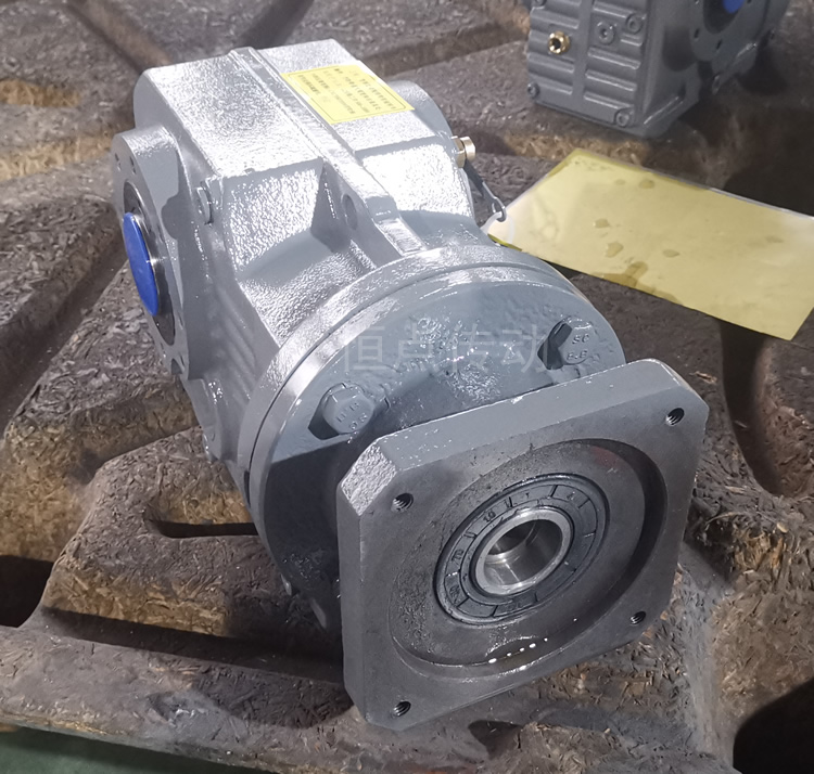 KA47系列減速機輸入配伺服方法蘭 輸出通孔 工業灰 實物圖