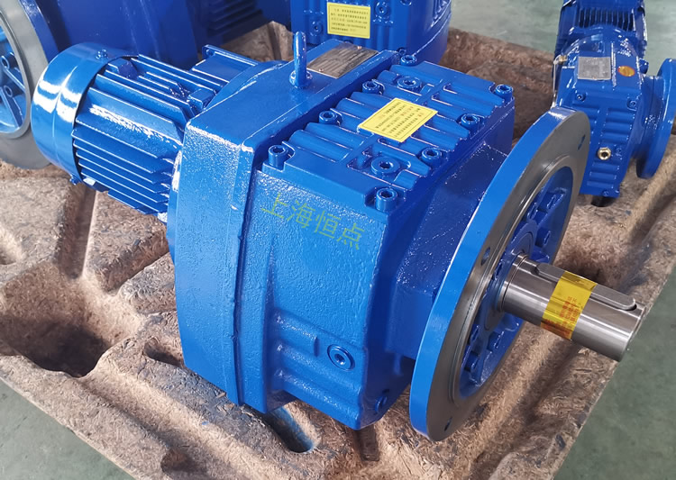 RF87減速機，立式安裝，輸入配電機，實物照片如下