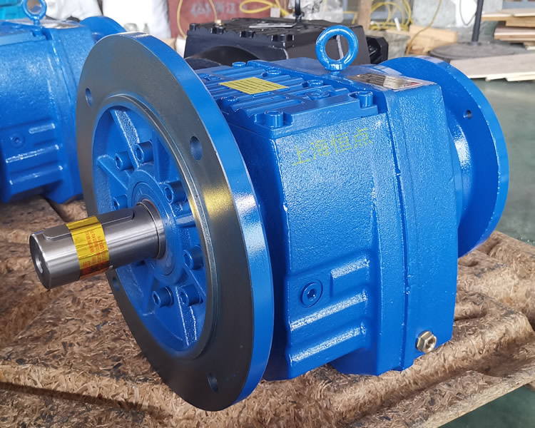 RF87減速機，輸入配法蘭B5端蓋，立式法蘭輸出，實物照片