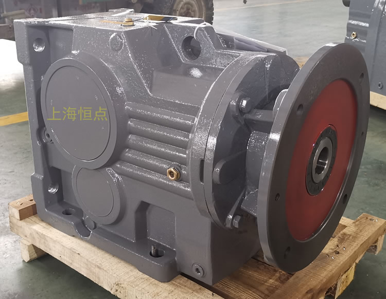 K97減速機，輸入配電機法蘭端蓋，右輸出單軸，實物圖如下